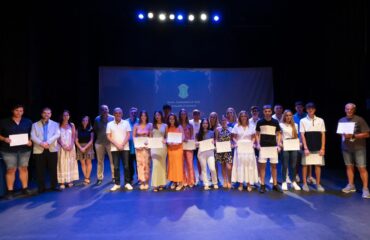 Entregados los Premios al Mérito Académico a los mejores estudiantes