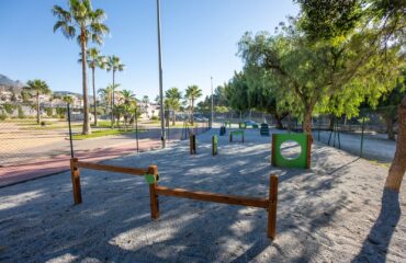 El Ayuntamiento habilita dos parques caninos junto a la Ciudad Deportiva y el Verano Azul