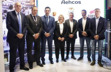 El sector empresarial en FITUR muestra su interés por la oferta turística de Nerja